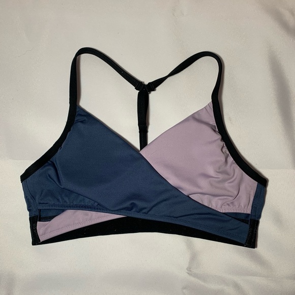 PINK Victoria's Secret Other - PINK ultimate gym to swim wrap top